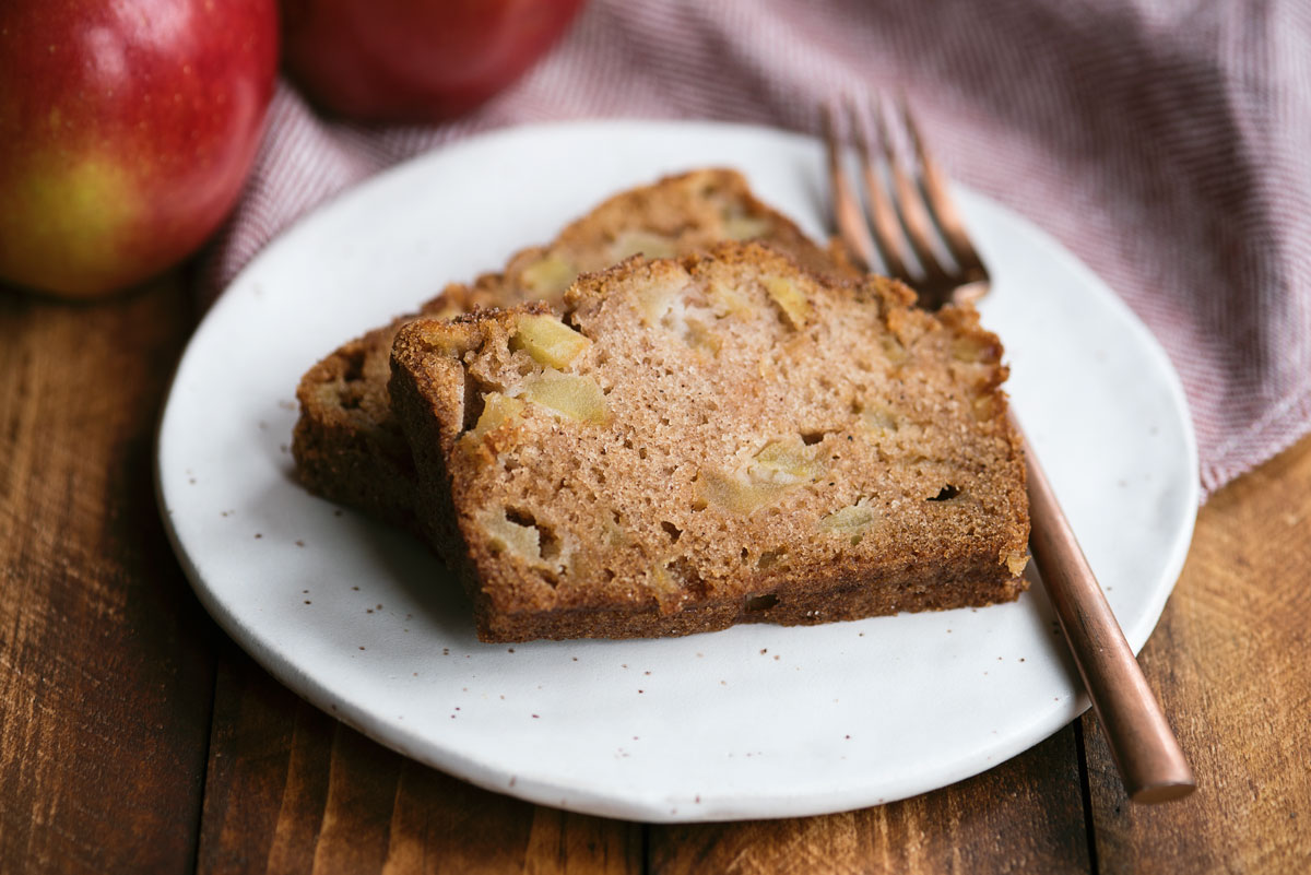 Amazing Quick Apple Bread Recipe with Cinnamon Sugar